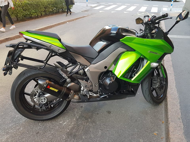 Grön Kawasaki Z1000 SX ABS stulen på Kungsholmen i Stockholm