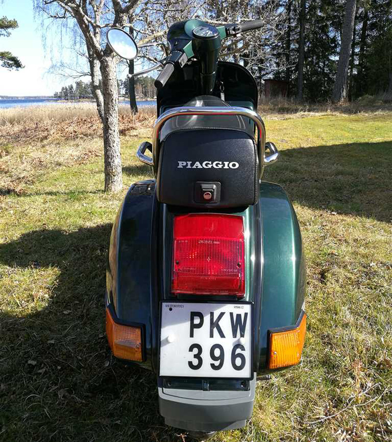 Grön Piaggio Vespa PX 200 E stulen i Karlstad