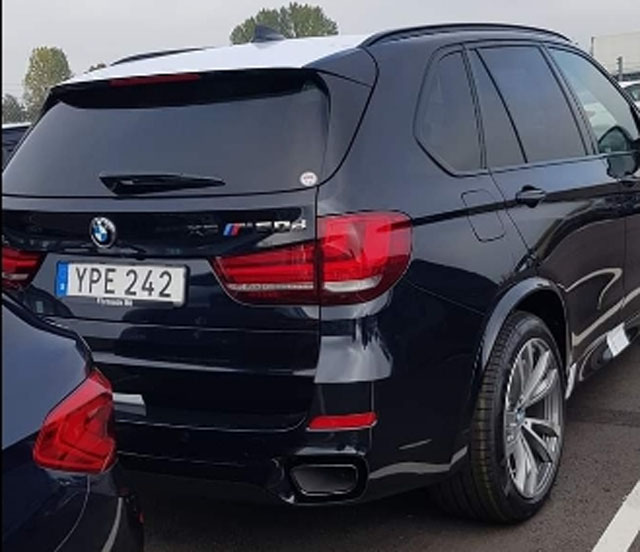 Svart BMW X5 M50D stulen i Kävlinge norr om Lund