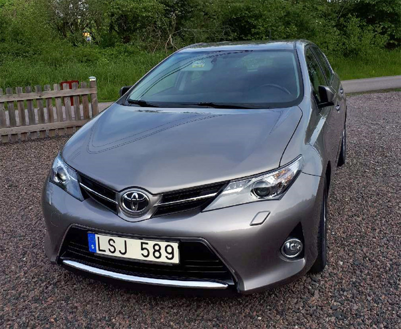 Ljust brunmetallic Toyota Auris stulen i Kållered, söder om Göteborg
