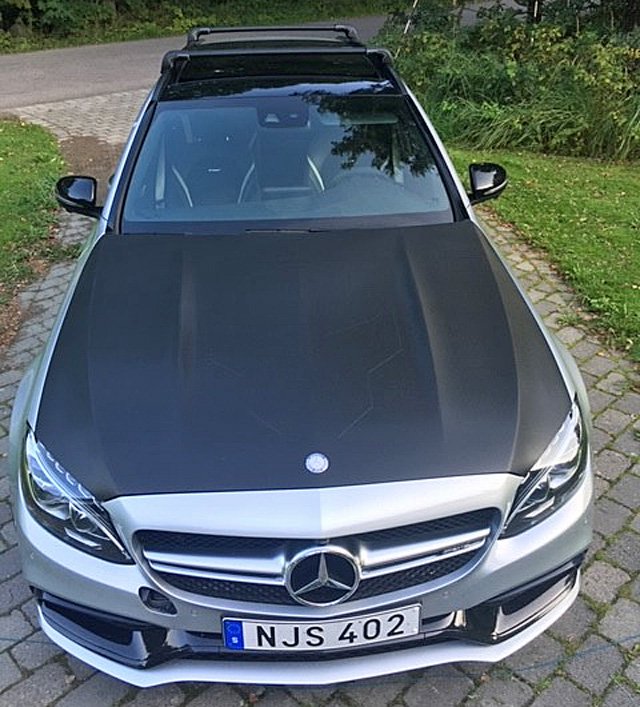 Silvermetallic Mercedes Benz C 63 S AMG T stulen i Onsala söder om Kungsbacka